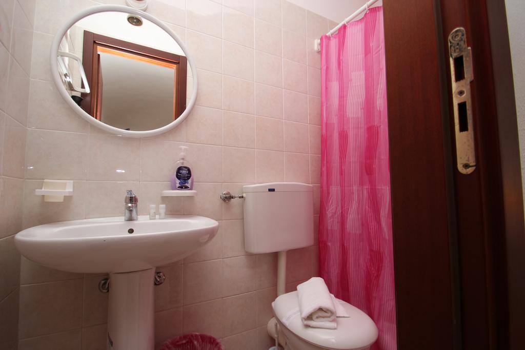 Bordonaro Mini Studio Apartment Cefalu Exterior photo